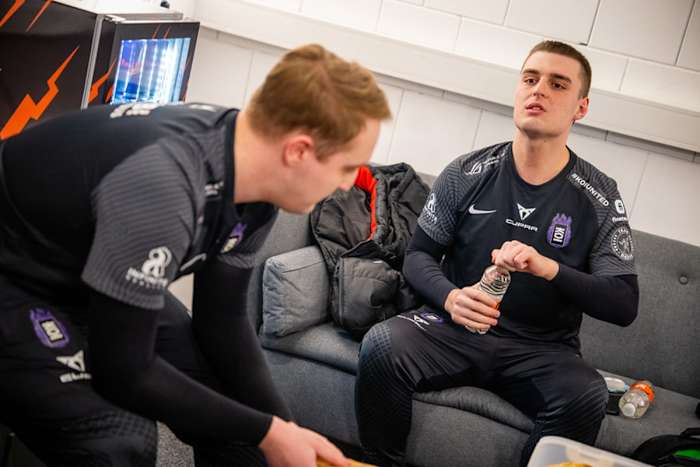 KOI Comp and Trymbi before their series against Team Vitality.